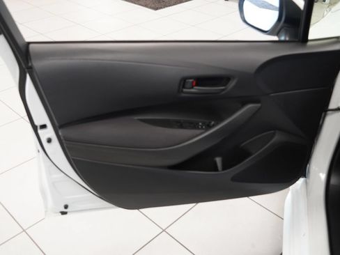 Used 2024 Toyota Corolla LE FWD image 5