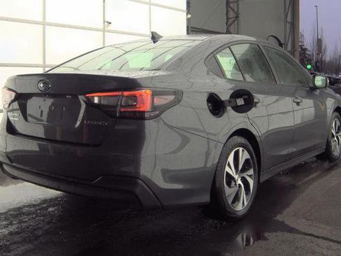 Used 2025 Subaru Legacy Premium image 5