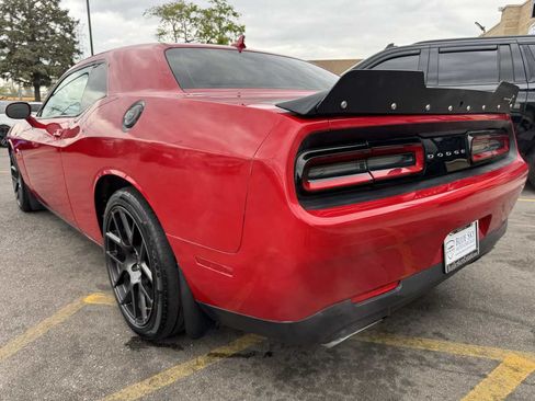 Used 2016 Dodge Challenger R/T Scat Pack RWD image 11