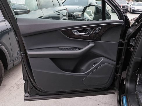 Used 2023 Audi Q7 2.0T Premium w/ Convenience Package image 54