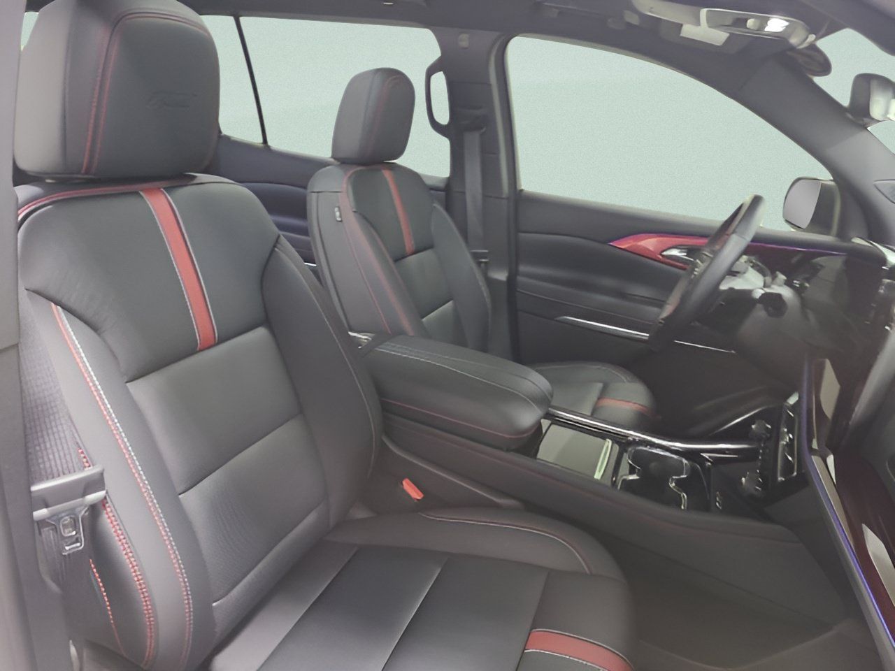 Used 2026 Chevrolet Traverse RS w/ LPO, Floor Liner Package AWD/4WD image 16