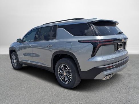 New 2026 Chevrolet Traverse LT FWD image 6