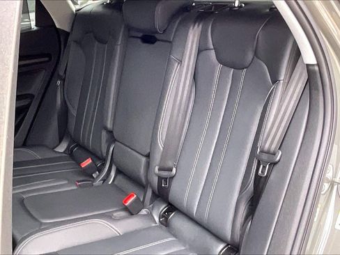 Used 2023 Audi Q5 2.0T Premium Plus w/ Premium Plus Package image 18