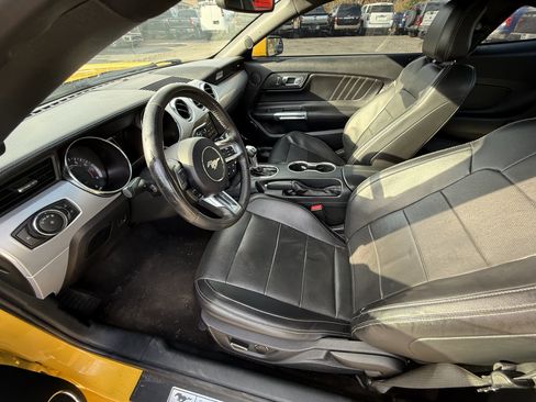 Used 2015 Ford Mustang GT Premium image 12