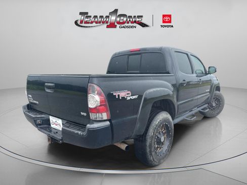 Used 2013 Toyota Tacoma 4x4 Double Cab w/ TRD Sport Pkg image 8