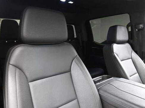 Used 2024 Chevrolet Silverado 1500 LT Trail Boss w/ Convenience Package II AWD/4WD image 27
