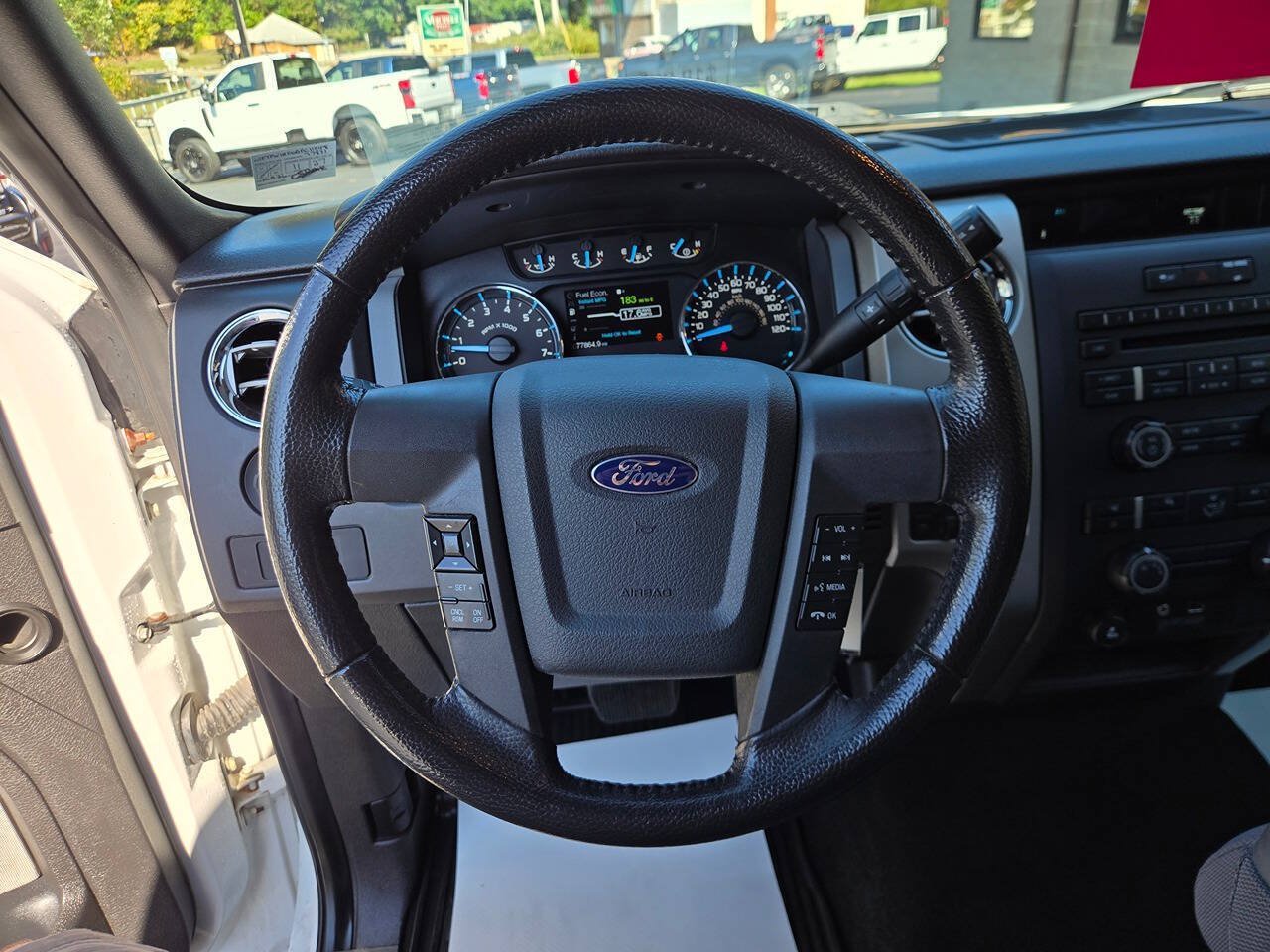 Used 2011 Ford F150 XLT w/ XLT Chrome Pkg AWD/4WD image 11