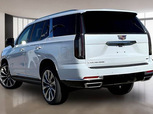 New 2026 Cadillac Escalade Luxury image 3