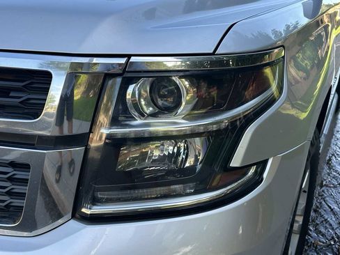 Used 2019 Chevrolet Suburban LT AWD/4WD image 58