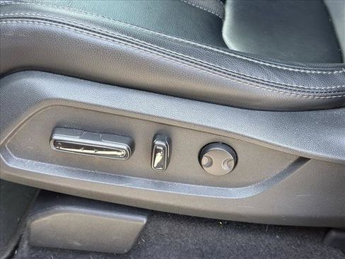 Certified 2023 Honda Pilot Touring image 28