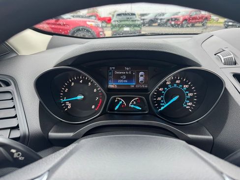 Used 2016 Ford Escape SE w/ Equipment Group 201A AWD/4WD image 23