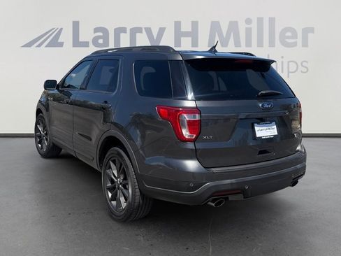 Certified 2018 Ford Explorer XLT w/ Equipment Group 202A AWD/4WD image 3