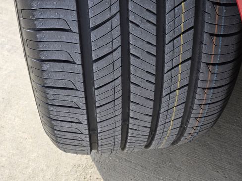 Used 2018 Honda Accord LX image 9