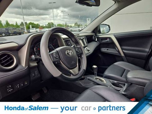 Used 2014 Toyota RAV4 Limited w/ Technology Package AWD/4WD image 2