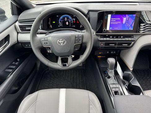 Certified 2026 Toyota Camry SE image 22