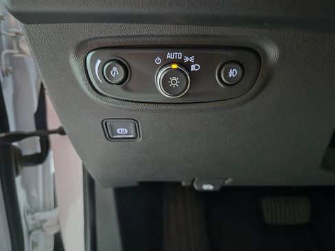 Used 2020 GMC Terrain SLT w/ Preferred Package AWD/4WD image 17