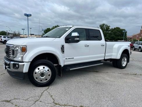 Used 2020 Ford F450 Lariat w/ Lariat Ultimate Package AWD/4WD image 2
