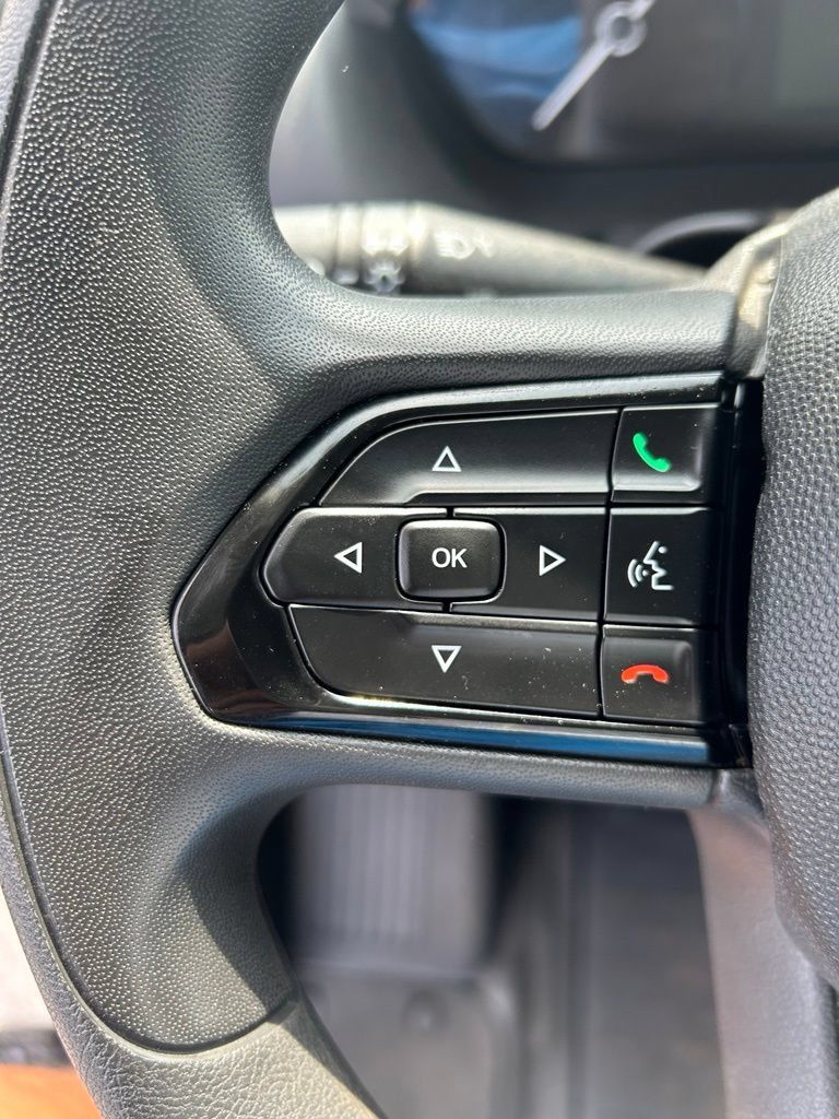Used 2025 RAM ProMaster 2500 w/ Convenience Group FWD image 14
