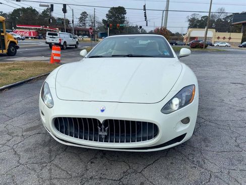 Used 2014 Maserati GranTurismo Convertible image 2
