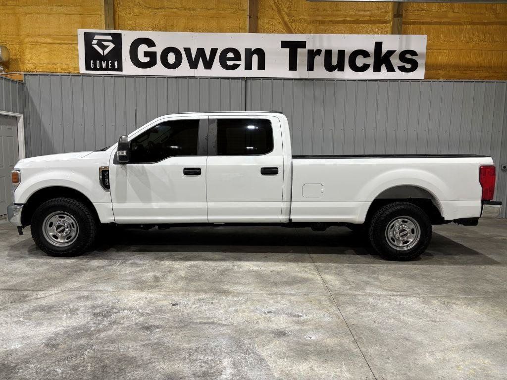 Used 2022 Ford F250 XL w/ Power Equipment Group RWD image 2