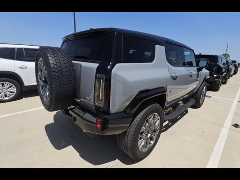 Used 2025 GMC Hummer EV 3X AWD/4WD image 4