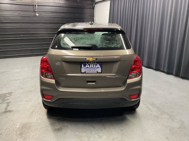 Used 2021 Chevrolet Trax LS FWD image 5