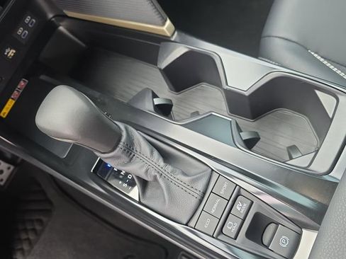 Certified 2025 Toyota Camry SE image 24