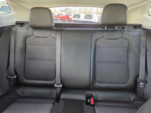 Used 2024 Chevrolet Trax LT w/ Driver Confidence Package image 17