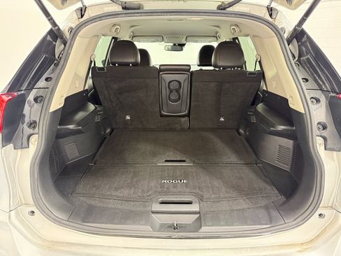 Used 2020 Nissan Rogue SL image 42
