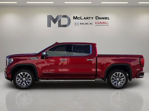 Used 2024 GMC Sierra 1500 Denali w/ Denali Reserve Package image 3