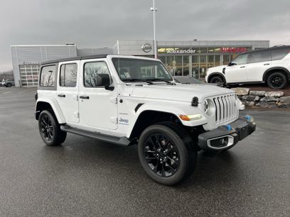 Used 2023 Jeep Wrangler Unlimited Sahara w/ Cold Weather Group