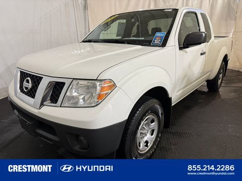 Used 2018 Nissan Frontier S RWD image 4