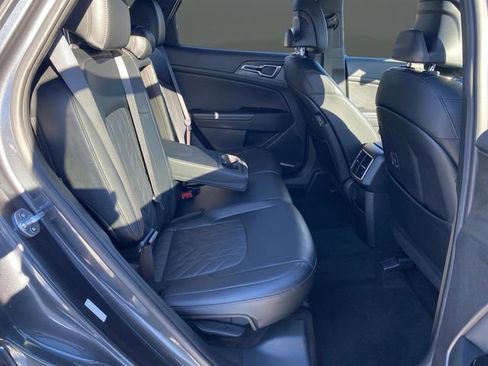 Certified 2023 Kia Sportage X-Line w/ X-Line Premium Package image 37