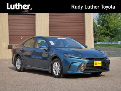 Used 2025 Toyota Camry LE w/ Convenience Package
