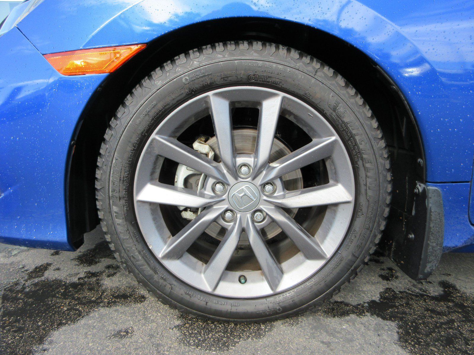 Used 2019 Honda Civic EX image 18