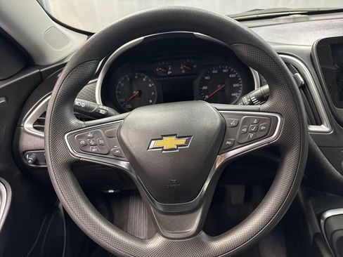 Certified 2025 Chevrolet Malibu LT image 33