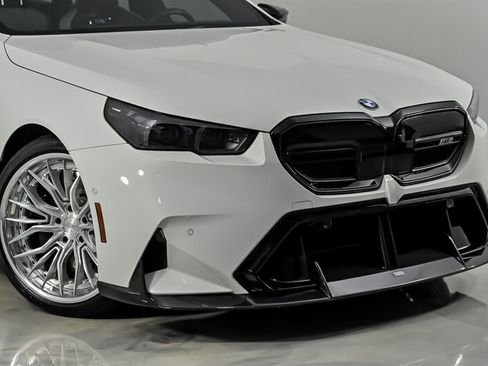 Used 2025 BMW M5 Touring w/ M Driver's Package AWD/4WD image 2