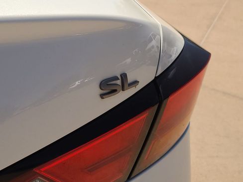 Certified 2023 Nissan Altima 2.5 SL FWD image 7
