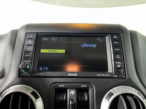 Used 2016 Jeep Wrangler Unlimited Rubicon AWD/4WD image 28