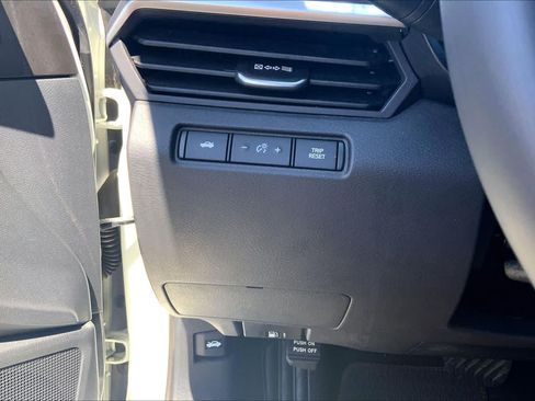 Used 2022 Nissan Altima 2.5 SR FWD image 36