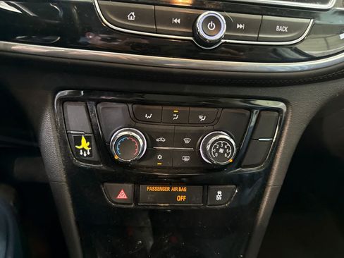 Used 2019 Buick Encore Preferred AWD/4WD image 24