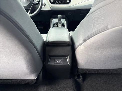 Certified 2024 Toyota Corolla SE FWD image 18