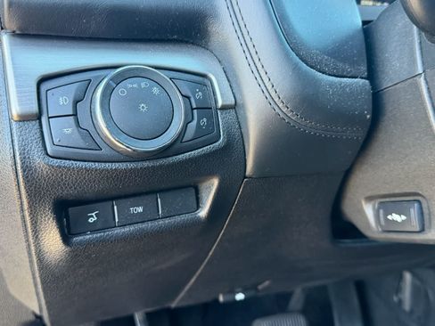 Used 2017 Ford Explorer Platinum AWD/4WD image 7