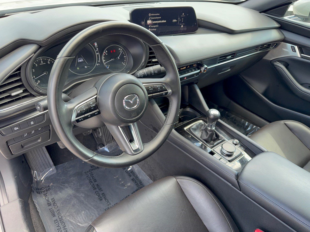Used 2025 MAZDA MAZDA3 2.5 S Hatchback w/ Premium Pkg FWD image 4