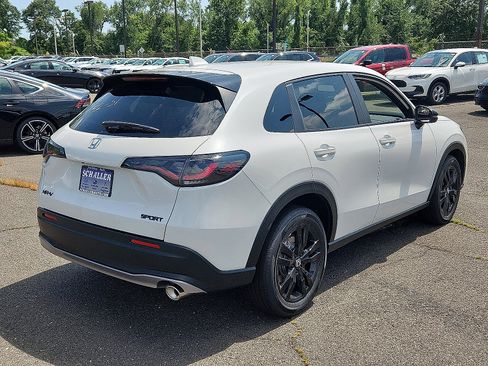 New 2026 Honda HR-V Sport image 6