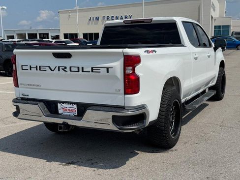 Used 2023 Chevrolet Silverado 1500 LT AWD/4WD image 3
