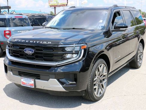 New 2025 Ford Expedition Platinum w/ Platinum Ultimate Package image 2