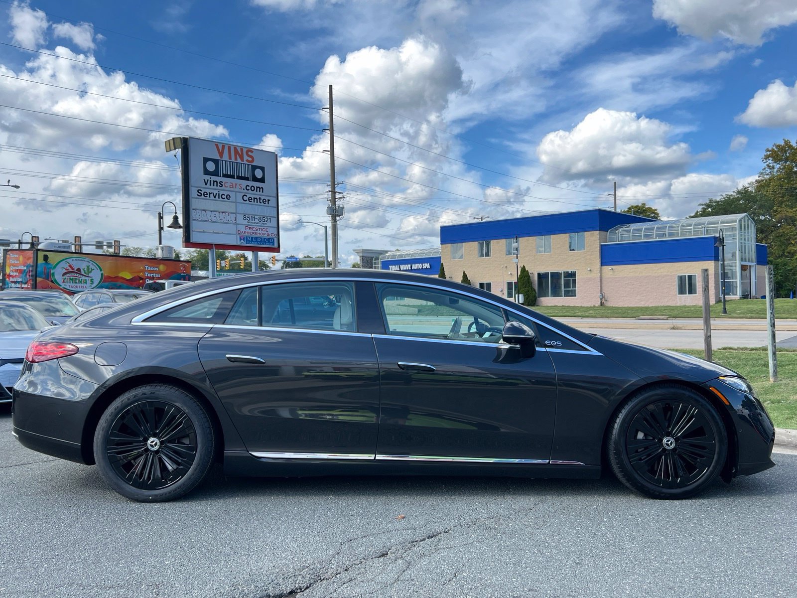 Used 2023 Mercedes-Benz EQS 450+ 4MATIC Sedan image 33
