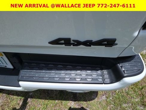 Used 2022 RAM 1500 Big Horn AWD/4WD image 10
