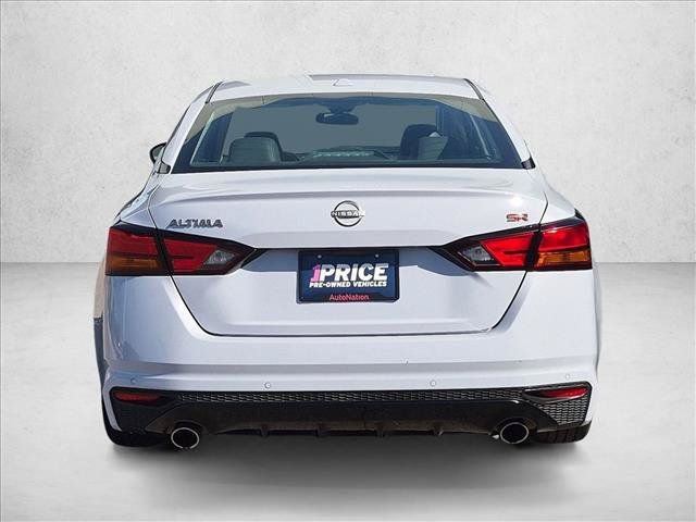 Used 2024 Nissan Altima 2.5 SR FWD image 7